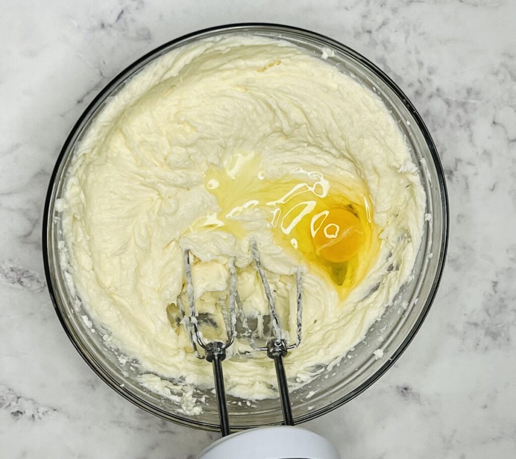 cheesecake mix with egg