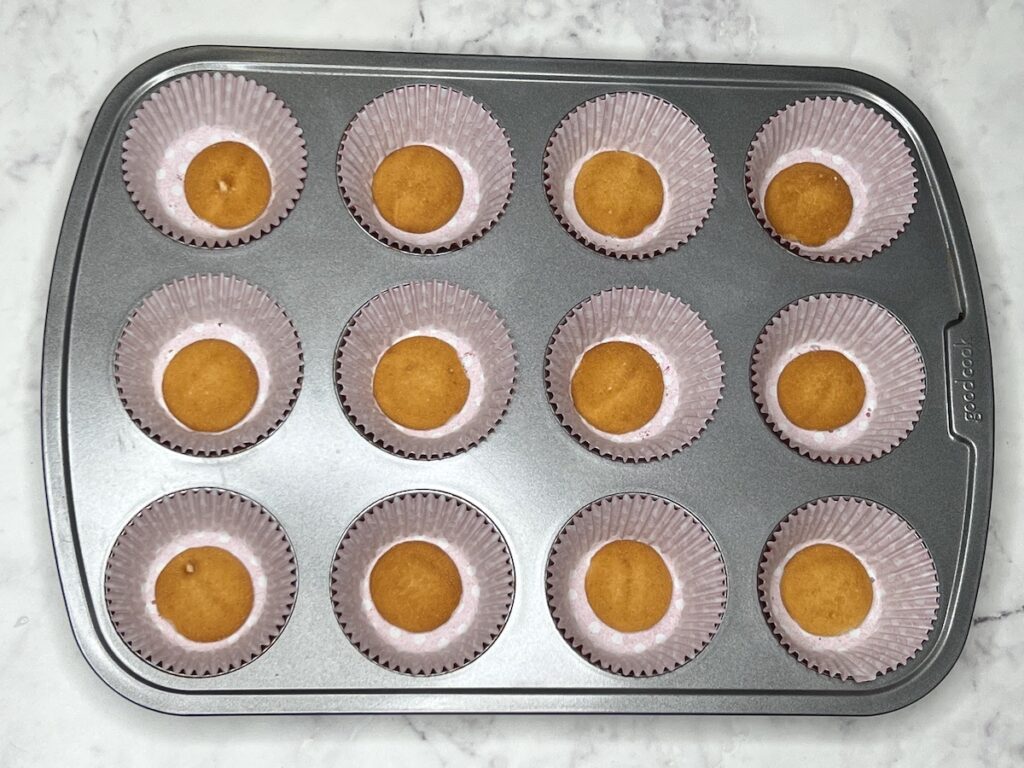 vanilla wafers in cupcake liners for strawberry cheesecake tarts with vanilla wafers