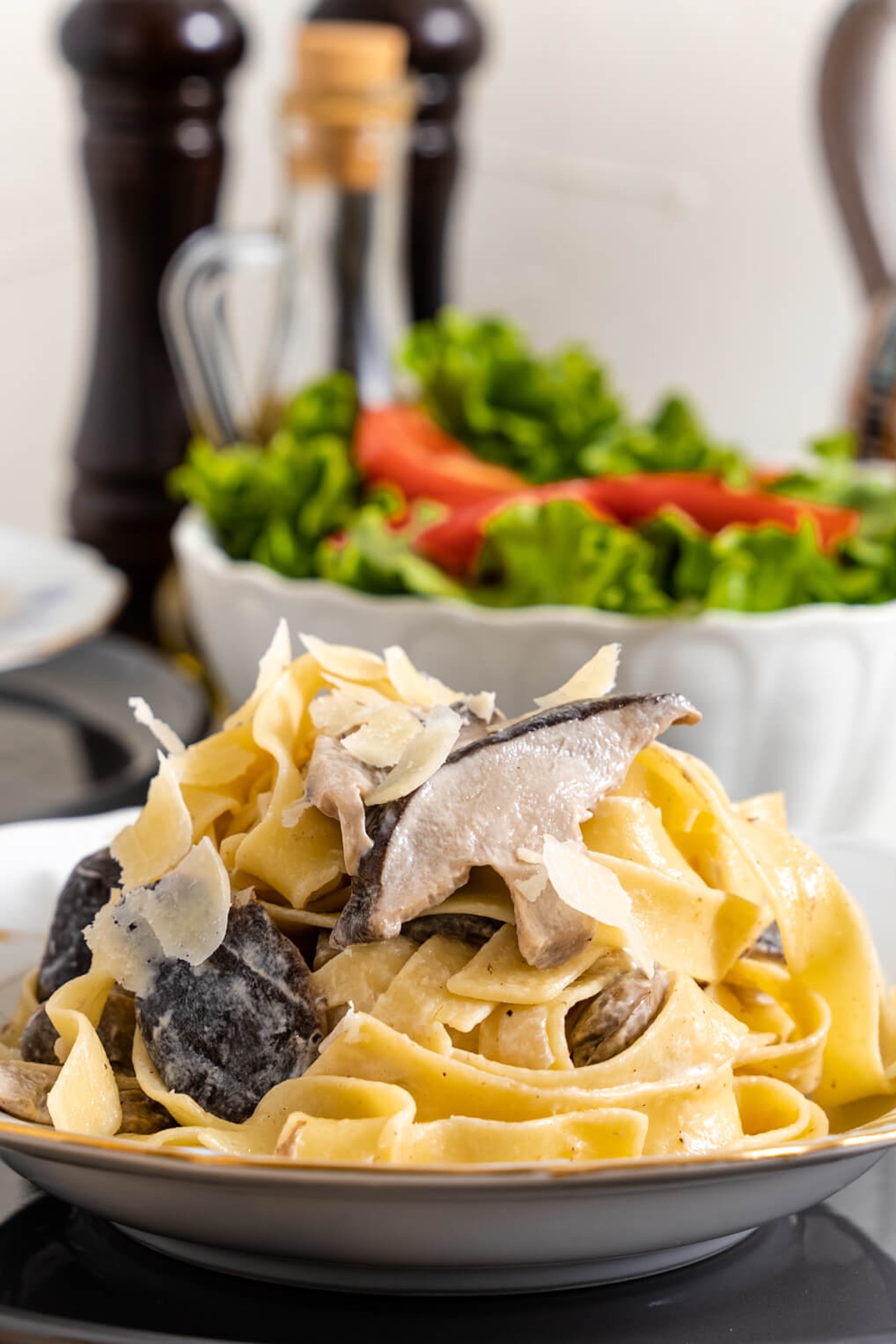 Creamy mushroom alfredo sauce recipe flavor portal